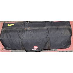 SWISS GEAR 8-PERSON TENT