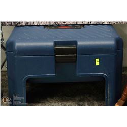RUBBERMAID TOOL BOX/STEP LADDER