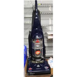BISSELL DUAL EDGE CLEANVIEW BAGLESS VACUUM