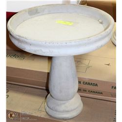 CONCRETE 2 PIECE BIRDBATH  15"X15"