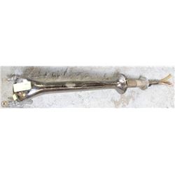 HEAVY-DUTY DOUBLE HEADED TAP-AS IS