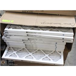 BOX OF 12 AIR FILTERS 21.5" x 23.25"