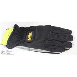 PAIR OF DEWALT SLIP ON GLOVES SIZE MEDIUM