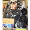 Image 1 : BOX WITH BUNGEE HOOKS, CASTOR WHEELS AND MORE