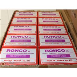 CASE WITH 10 PACKS OF 100 SIZE MEDIUM VINYL