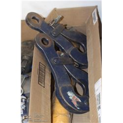 2 HEAVY DUTY LIFTING CLAMPS 2.8TONNES EACH