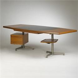 Osvaldo Borsani Executive Desk
