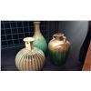 Image 1 : 3 Glazed Vases