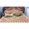 Image 1 : High End Comforter Set