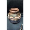 Image 3 : 3 Navajo Clay Pieces. Turtle & 2 Small Vases All 3 Pieces Signed