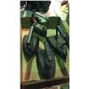 Image 1 : 4 Sad Irons