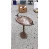 Image 1 : Cast Iron Bird Bath