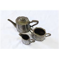 3-PIECE WALKER AND HALL SILVER TEASET