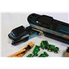 Image 4 : HOT WHEELS CAR CARRIER AND HOT WHEELS