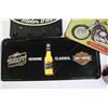 Image 3 : LOT OF METAL HARLEY SIGNS KEY HOLDER AND TIN