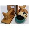 Image 2 : CARVED WOOD EAGLE BOOKENDS AND FIGURAL WOOD DRESSER DISH