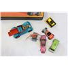 Image 2 : VINTAGE HOT WHEELS CASE AND CARS