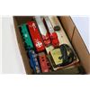 Image 3 : BOX OF HO SCALE TRAINS BOX CARS CONTROLLER AND TRACK