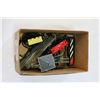 Image 1 : BOX OF HO SCALE TRAINS AND BOX CARS CONTROLLER AND TRACK