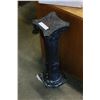 Image 1 : BLACK CEMENT PLANTER STAND