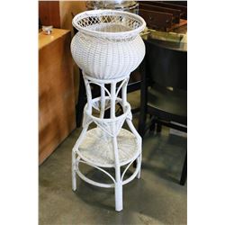 WICKER PLANTER STAND