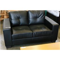 NEW MODERN BLACK SQUARED ARM LOVESEAT WITH REMOVABLE BACK AND SEAT CUSHIONS RETAIL $999