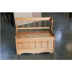 MAPLE BENCH WITH STORAGE