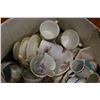 Image 2 : BOX OF COLLECTIBLE CHINA