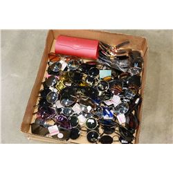 TRAY OF SUN GLASSES