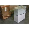 Image 1 : OVAL BEVELLED GLASS TOP DESIGNER DINING TABLE