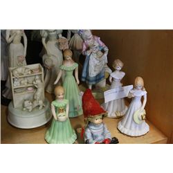 LOT OF VICTORIAN FIGURES