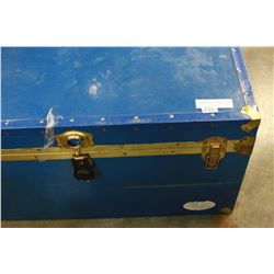 BLUE METAL VINTAGE TRUNK