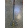 Image 2 : MODERN FLOOR LAMP