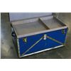 Image 3 : BLUE AND BRASS STORAGE TRUNK