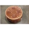 Image 1 : LEATHER HASSOCK