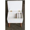 Image 4 : WHITE UPOLSTERED STOOL WITH STORAGE