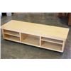Image 1 : MAPLE ROLLING COFFEE TABLE