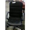Image 1 : BLACK ROLLING OFFICE CHAIR