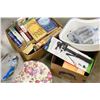 Image 5 : BOX OF NOVELS AND BOX OF ESTATE GOODS