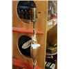 Image 1 : RETRO BRASS AND WOOD FLOOR LAMP