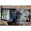 Image 3 : TWO BOXES OF WEDDING GLASSES AND STEMWARE