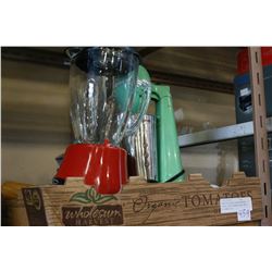 HAMILTON BEACH DRINK MASTER MIXER OSTER BLENDER AND TRAY OF BOWLS ETC