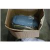 Image 2 : BOX OF NEW SLIPPERS