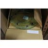 Image 2 : CASE OF PLASTIC PLATES