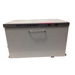 Resident Evil: The Final Chapter Hot Cabinet Movie Props