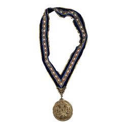 Mirror Mirror Grub (Joe Gnoffo) Medal Movie Props