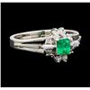 Image 1 : 0.26 ctw Emerald and Diamond Ring - Platinum