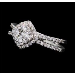 1.01 ctw Diamond Cluster Ring - 14KT White Gold