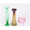 Image 1 : 3 Art Glass Vases