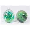 Image 2 : Lot of 14 Glass Blown & Etched Paperweights